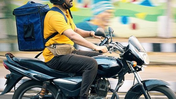 اتفرج علي فيلم Zwigato 2022 مترجم